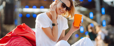 Pasek Glow Leather Band skórzana bransoleta do Apple Watch 4/5/6/7/8/9/10/11/SE 1/2/3 40/41/42mm (Beżowy brąz/ złoty)