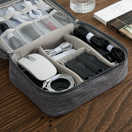 Organizer etui saszetka kosmetyczka podróżna na kable ładowarki elektronikę  24x18x10 cm (Czarny)
