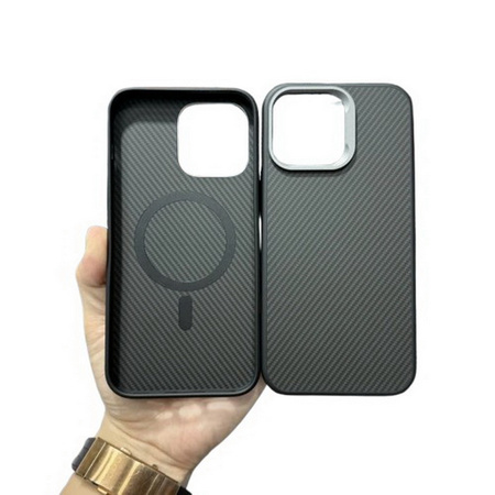 Etui D-Pro Brick Carbon V2 TPU MagSafe Case obudowa magnetyczna matowa do Apple iPhone 16 Pro (Desert Gold / Złoty)