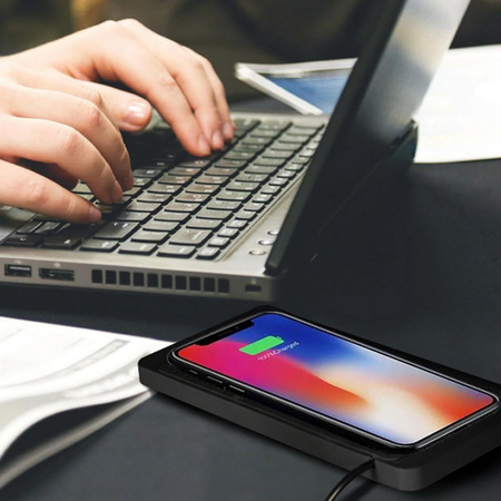 Ładowarka indukcyjna D-Pro D10 20W QI Wireless Charging Pad bezprzewodowa mata ładująca antypoślizgowa samochodowa (Czarny)