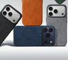 Etui D-Pro Alcantara® oryginalna włoska tkanina zamszowa obudowa z magnesem MagSafe do Apple iPhone 17 Pro (Light Gray/ Jasny Szary)