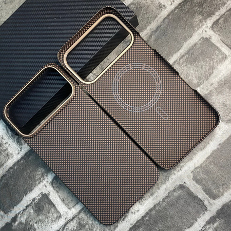 Etui D-Pro Carbon Kevlar® Air Slim Case 1500D MagSafe magnetyczna mocna cienka obudowa do Apple iPhone 17 Pro (Brązowy)