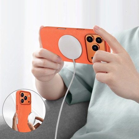 D-Pro Micro Velvet Fabric MagSafe etui materiałowe magnetyczne do Apple iPhone 17 Pro (Brązowy)